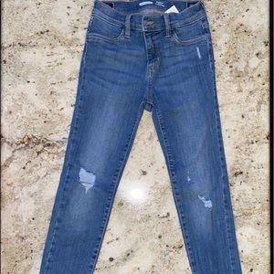 Old navy jeans. Skinny and worn twice